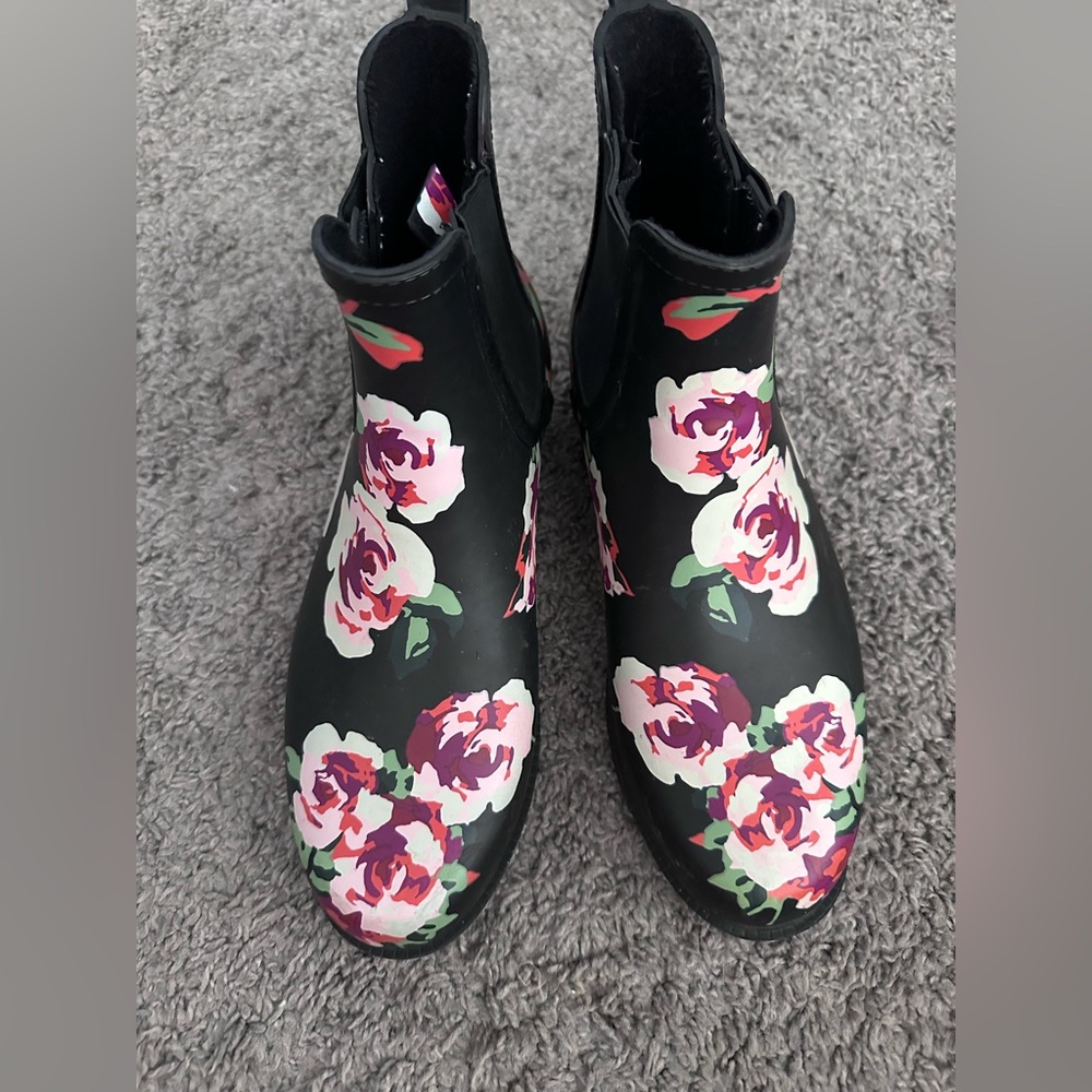 Women’s Black Floral Rain Ankle Boots